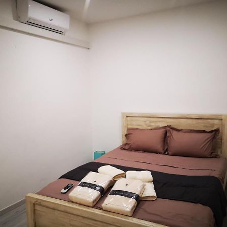 Appartement Saint Gilles Les Bains Exterior foto